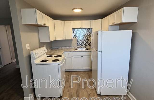 2113 119th St photos photos
