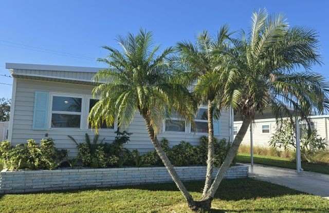 208 49th Ave. West photos photos