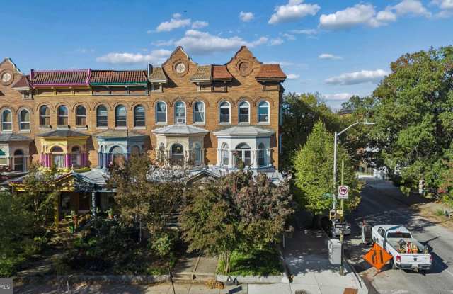 2846 N CALVERT Street Gallery 2