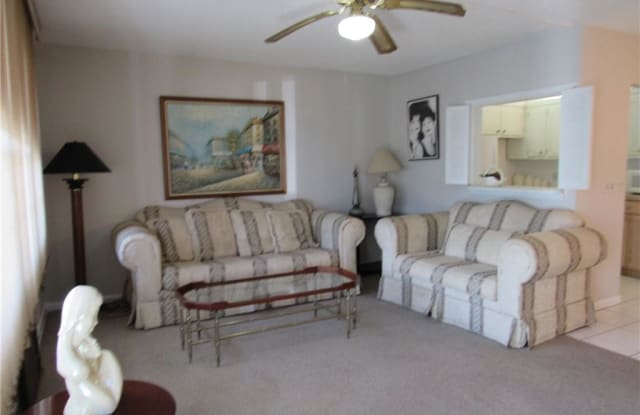 172 Oakridge L - 172 Oakridge R, Deerfield Beach, FL 33442