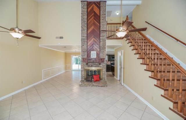 3615 Raindrops Road Gallery 3