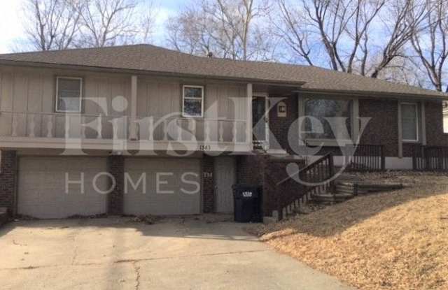 1343 Southwest Horizon Drive photos photos