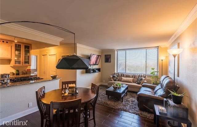700 E 8th St Unit 4J - 700 E 8th St, Kansas City, MO 64106