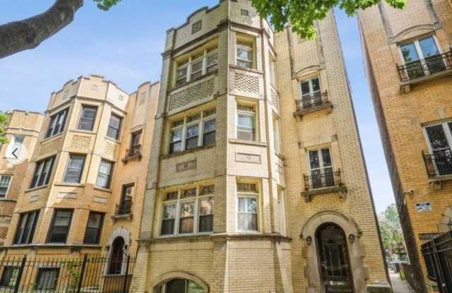 6125 N Washtenaw Avenue photos photos