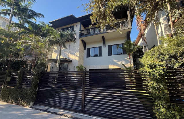 3554 W Glencoe St - 3554 West Glencoe Street, Miami, FL 33133