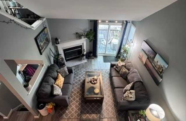 147 WOODLAKE Drive Gallery 4