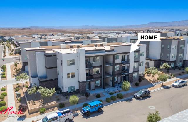 Pet Friendly 2 Bedroom Condo in Desert Color! photos photos