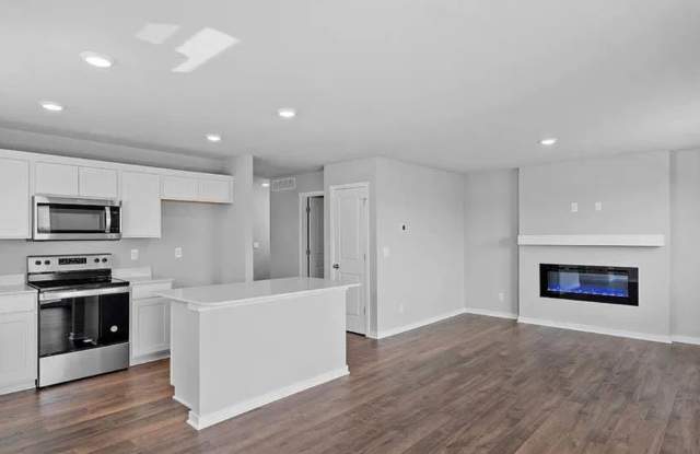 Spacious Newer Construction 4-Bedroom Home in Northwest Omaha! Gallery 1