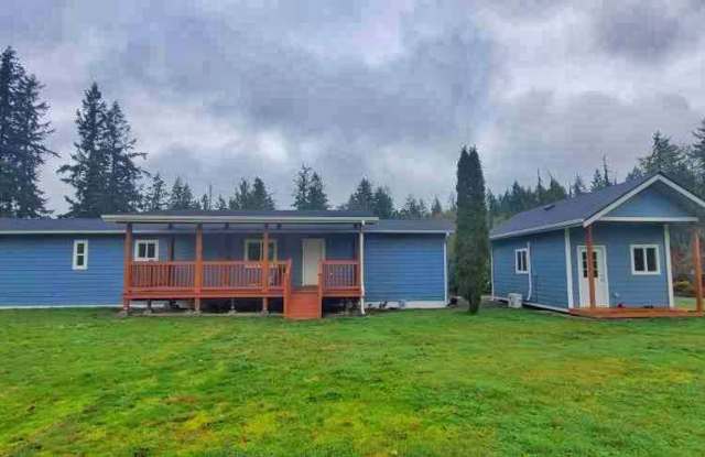 Brand New Mobile Home: 2 bed and 2 bath with additional cottage/office space with the loft photos photos