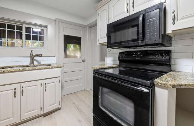 Beautiful 3 Bedroom Home Gallery 4