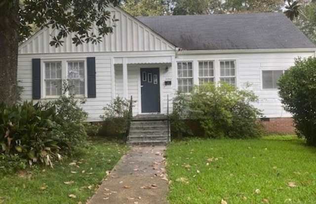 Great Home in Fondren!! - 3045 Oxford Avenue, Jackson, MS 39216