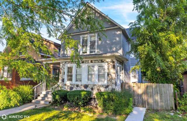 8617 S Lowe Avenue photos photos