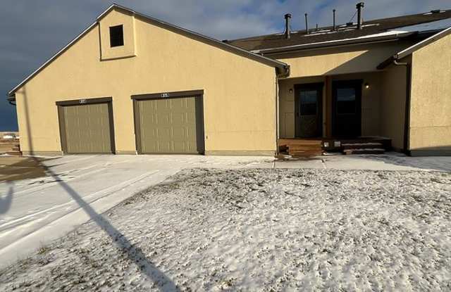 375 Mickelson Court photos photos