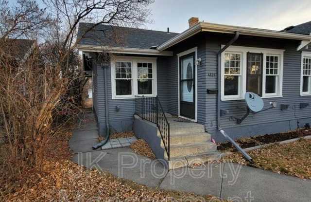 1821 4th Ave N photos photos