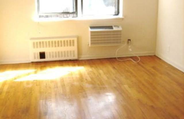 520 E 84 ST. Gallery 3