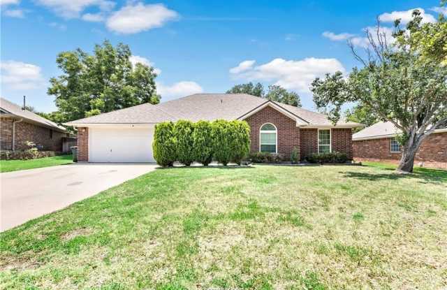 3704 Eastshire Court photos photos