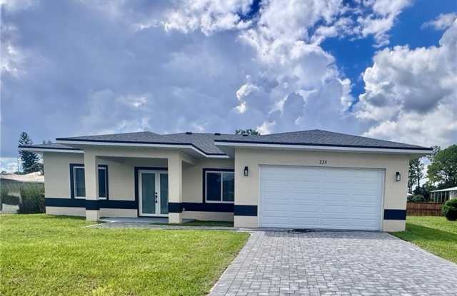 225 Triumph Drive Gallery 1