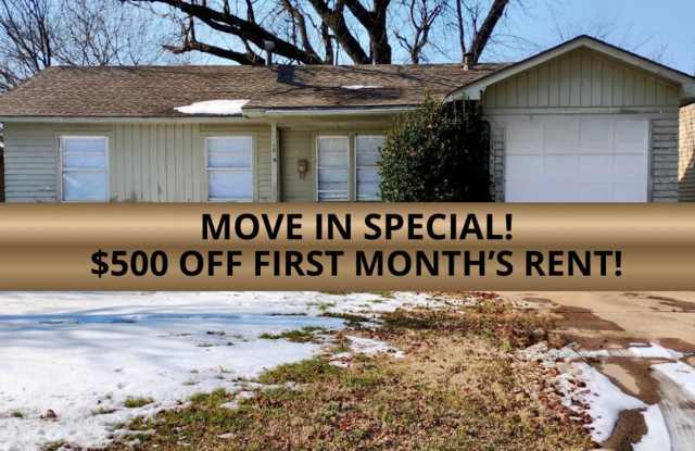 Cozy home with large backyard! - 5217 South Youngs Boulevard, Oklahoma City, OK 73119