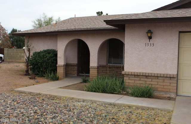 1333 E GROVE Circle photos photos