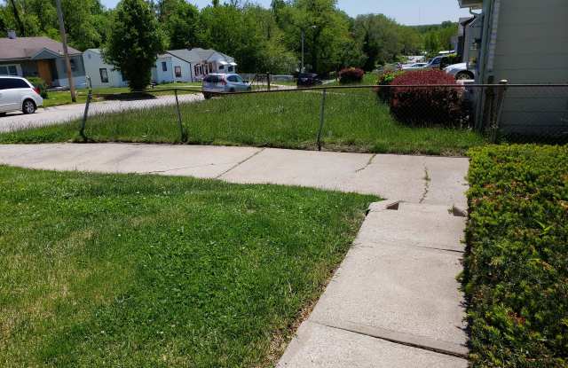 3328 Norton Avenue Gallery 2