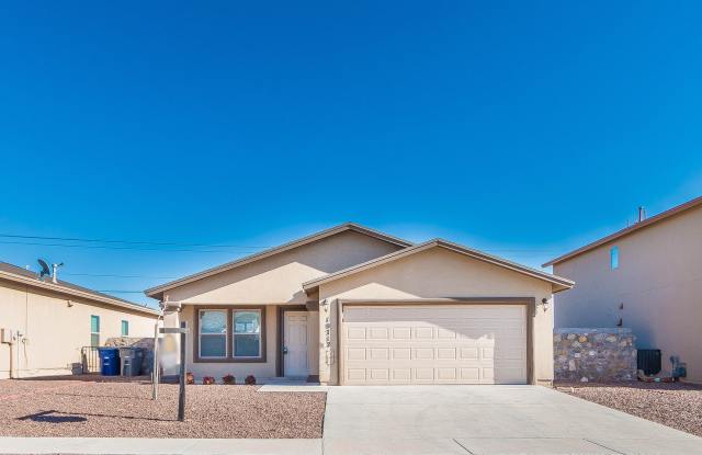 Charming 3 bedroom, 2 bath home in Northeast El Paso! photos photos
