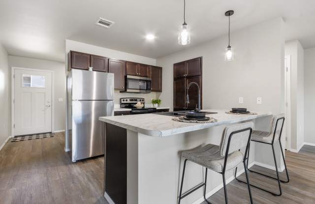 Sawyer Pointe Gallery 3