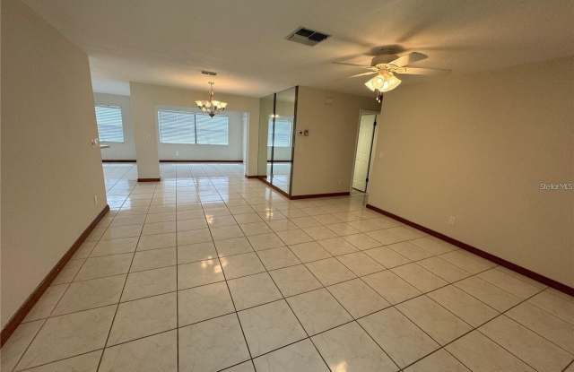 8725 ARUBA Lane Gallery 4