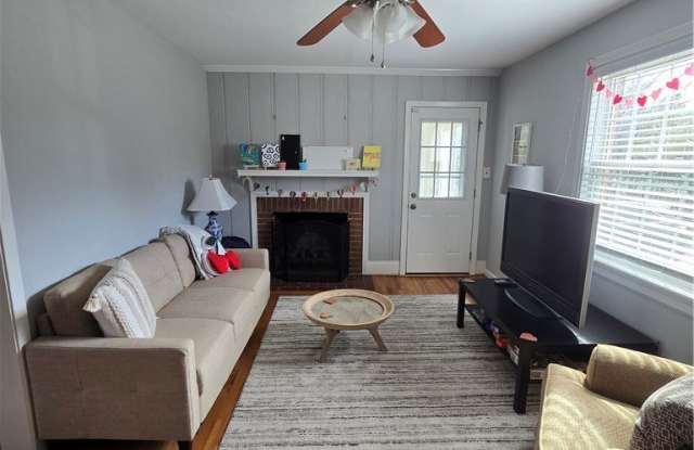 5206 Monument Avenue photos photos