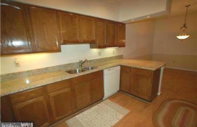 2710 SUMMERVIEW WAY Gallery 2