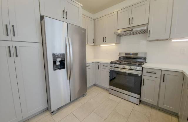 17008 New Rochelle Gallery 2