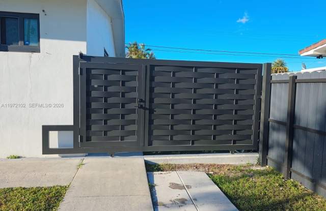 891 W 53rd St photos photos 891 W 53rd St photos photos