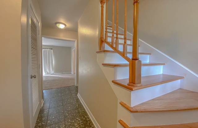 1221 Driftwood Drive Gallery 3