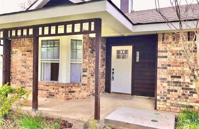 2013 Stein Way - 2013 Stein Way, Carrollton, TX 75007