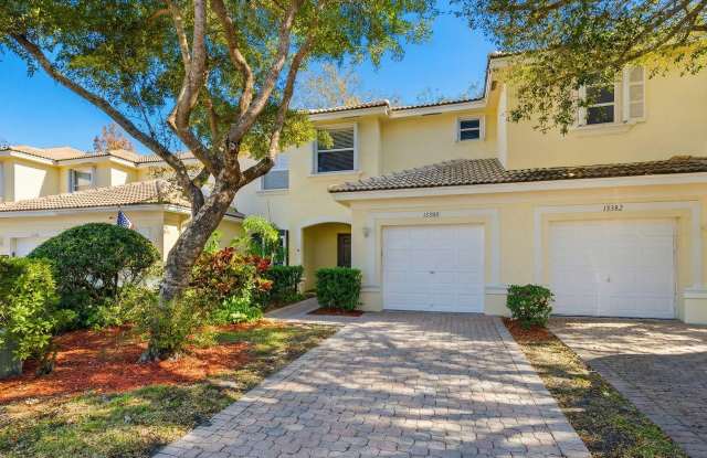 13380 Georgian Court photos photos