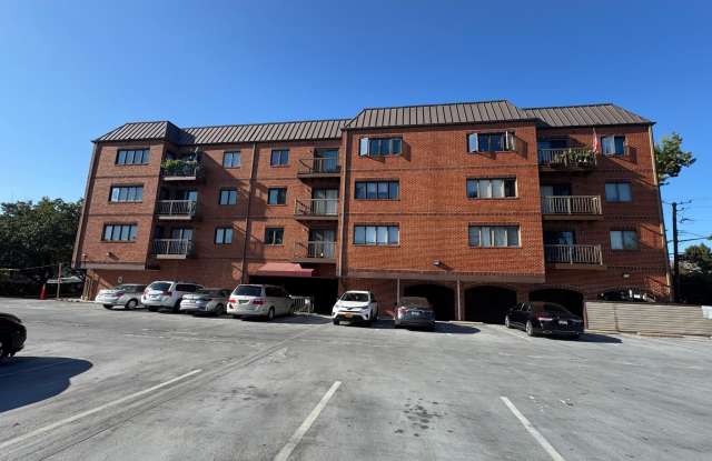 8 RUSSELL Avenue unit: 209 - 8 Russell Avenue, Gaithersburg, MD 20877 8 RUSSELL Avenue unit: 209 - 8 Russell Avenue, Gaithersburg, MD 20877