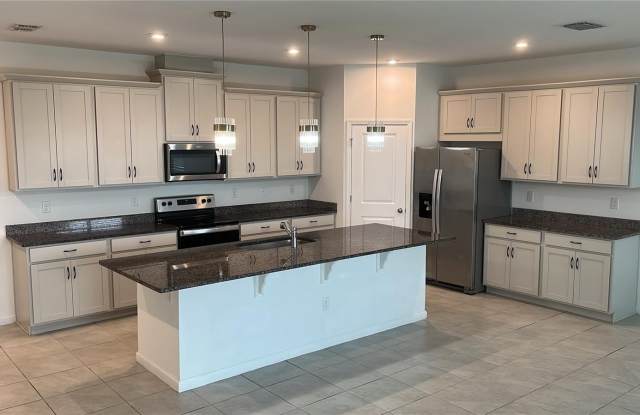 1194 BOARDWALK Place Gallery 2