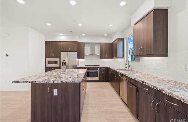 188 Harringay - 188 Harringay, Irvine, CA 92618