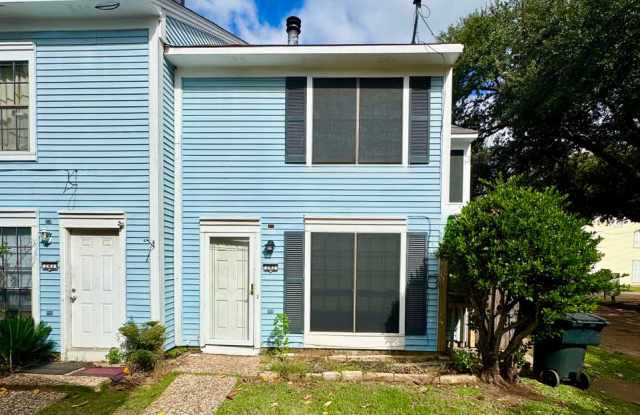Cobblestone Condo Rental Available - 282 Settlers Park Drive, Shreveport, LA 71115