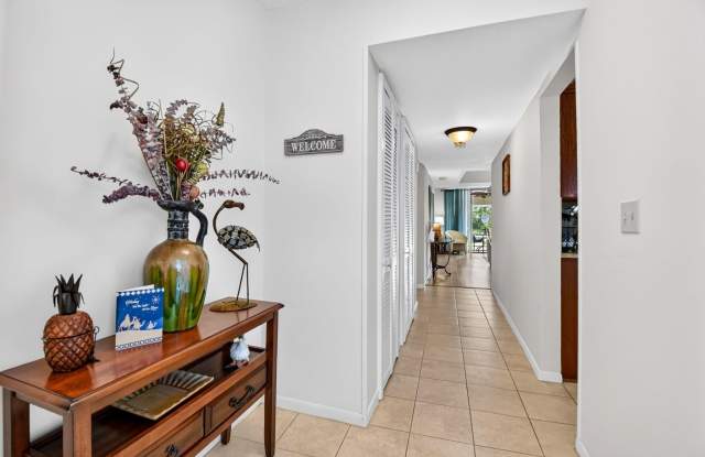 3425 Via Poinciana Gallery 3