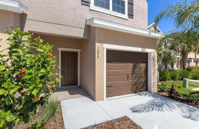 1098 GRANTHAM DRIVE - 1098 Grantham Dr, North Sarasota, FL 34234