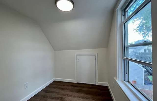 6 Bromfield St # 3 Gallery 3