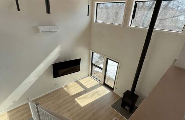 81 Havermans Avenue Gallery 2