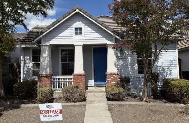1899 Dawnelle Way photos photos