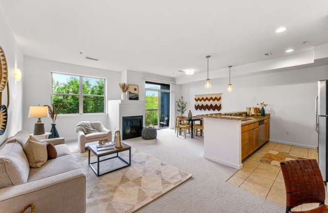 Updated 1BD/1BA Condo on Open Space! photos photos