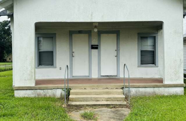 208 Surrey Street - 208 Surrey Street, Lafayette, LA 70501 208 Surrey Street - 208 Surrey Street, Lafayette, LA 70501