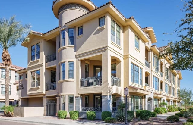 7275 N SCOTTSDALE Road photos photos