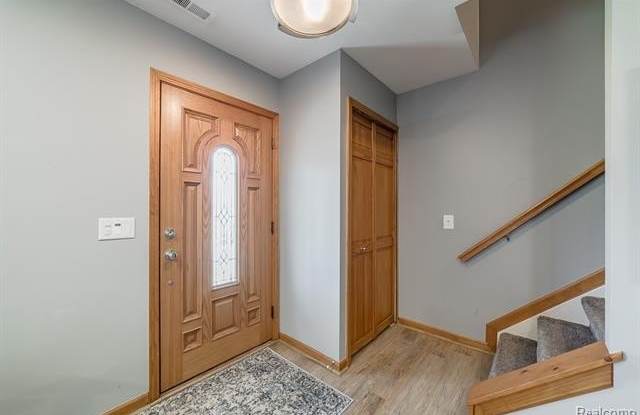 1034 Parkway Gallery 2