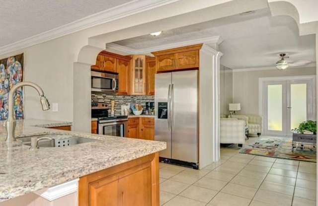 3321 SW 32nd Ave # 3321, West Park, FL 33023 Gallery 1