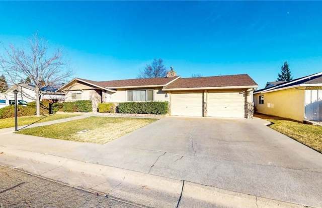 Beautiful home located on a quiet street in Orland photos photos