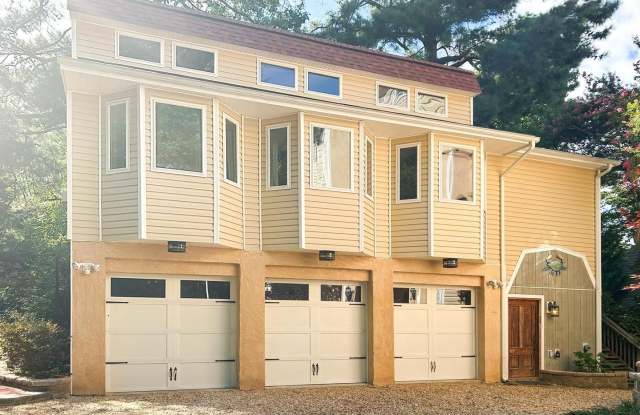 Potomac View Gallery 4